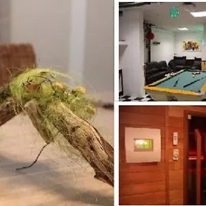 https://la-creme.hotelsghent.com
